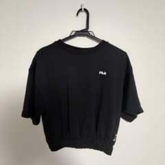 FILA 半袖 クロップド丈 トップス ブラック Sのサムネイル