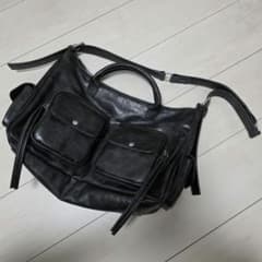 【Camphor wood】フェイクレザーマルチポケットショルダーバッグのサムネイル
