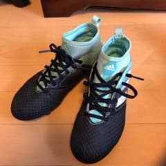 adidas  スパイクのサムネイル