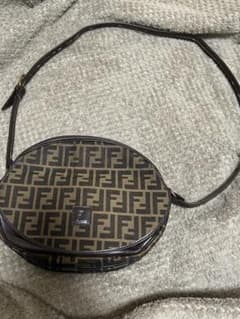 【FENDI】ショルダーバッグ　キャンバス　ズッカ柄　ブラウンのサムネイル