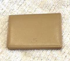 キタムラ　レザー 名刺入れ ベージュのサムネイル