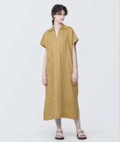 無印良品 リネン洗いざらし スキッパーカラー半袖ワンピース Sのサムネイル