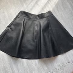 レザーミニスカートのサムネイル