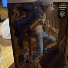 ワンピース トラファルガー・ロー フィギュアのサムネイル