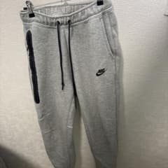 NIKE テックフリース グレー パンツSのサムネイル
