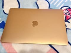 外箱＆輸送箱あり】Macbook Air 2020 M1【充放電34回】 - メルカリ