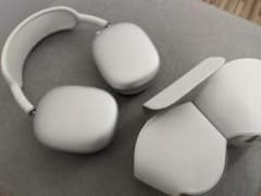 『値段交渉OK』Apple AirPods Maxシルバー　（カバー付き） 値段交渉OK』Apple AirPods Maxシルバー （カバー付き） - メルカリ