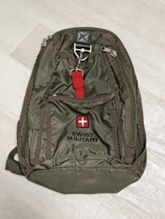 SWISS MILITARY オリーブグリーンリュック - メルカリ