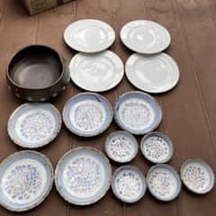 食器セットのサムネイル