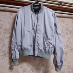 ALPHA INDUSTRIES ジャケット M グレーのサムネイル