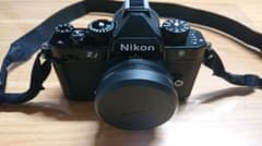 Nikon Z f ＋ 26mm ＋ 純正グリップ＆バッグ付のサムネイル