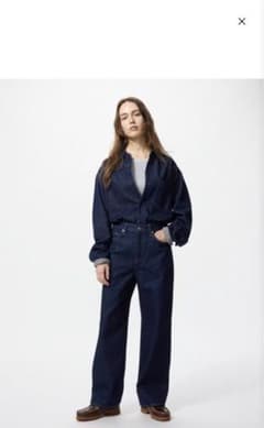 UNIQLO ワイドストレートジーンズ 26 (66cm)のサムネイル