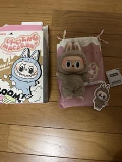 THE MONSTERS Exciting Macaron ラブブ マカロンのサムネイル