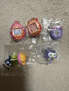 たまごっち めじるしアクセサリー カプセルトイ まとめ売りのサムネイル