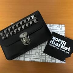 【値段交渉受付中！】コム・デ・ギャルソン限定ウォレットのサムネイル