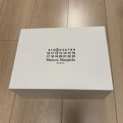 Maison Margiela ギフトボックス ホワイトのサムネイル