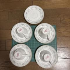 ノリタケ食器 ノーブル ティーセット カップ4個➕皿5枚のサムネイル