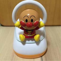 アンパンマンの音がなる補助便座 おまるのサムネイル