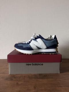 Levi's × New Balance 327 Navy/Whiteのサムネイル