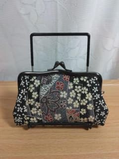 ★未使用　ちりめん　がま口　小銭入れ