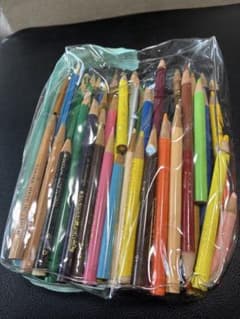 色鉛筆 まとめ売り 大量セット 60本程度 - メルカリ