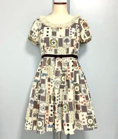 ✨極美品✨エミリーテンプルキュート トランプALICE ワンピース 総柄 リボン ✨極美品✨エミリーテンプルキュート トランプALICE ワンピース 総柄