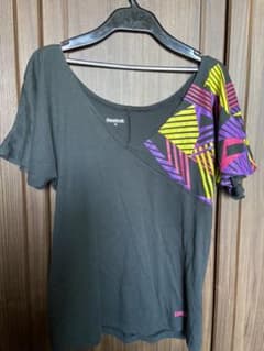値下げ！　Tシャツ ヨガ トップス　カットソーのサムネイル