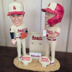 最終値下げ 非売品 大谷翔平 マイク・トラウト ボブルヘッド - メルカリ