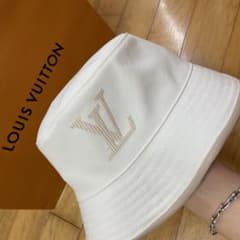 LOUIS VUITTON バケットハットのサムネイル