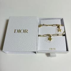 【新品未使用】Dior ノベルティ　星　チャーム　ストラップ　ゴールドのサムネイル