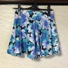 GRL 花柄 キュロットパンツのサムネイル
