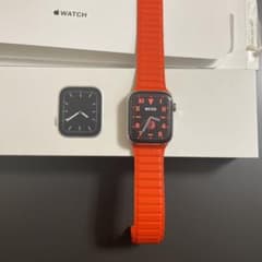 Apple Watchシリーズ5 44mmステンレスのサムネイル