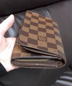 早い者勝ち♪Louis Vuitton ダミエ・エベヌ 折り財布 値下げ☆のサムネイル