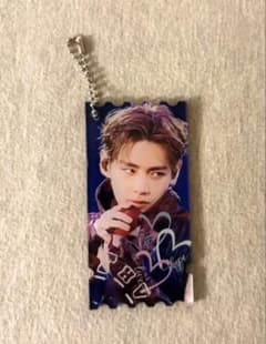 BTS V アクリルチケットキーホルダーのサムネイル
