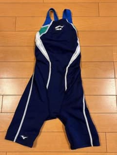 イトマン（I.S.S） 水着 女の子 140cmのサムネイル