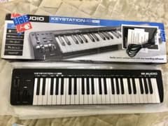 M-AUDIO Keystation 49 MK3 MIDIキーボードのサムネイル