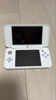 New Nintendo 2DS LL 本体 ホワイト×ラベンダーのサムネイル