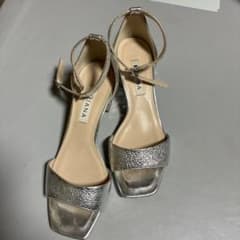DIANA サンダル シルバー アンクルストラップのサムネイル
