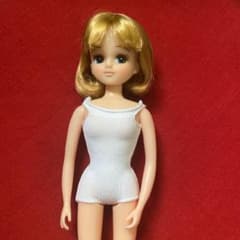 リカちゃんキャッスル　赤いカメラモデルリカちゃんのサムネイル