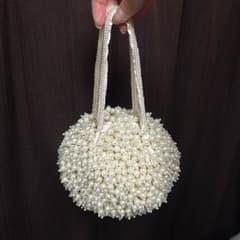 コロンと可愛いパーティバック  【美品】のサムネイル