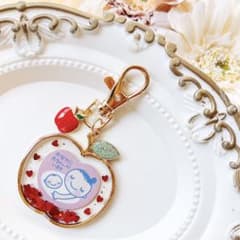 マタニティマーク　ハンドメイド　マタニティキーホルダー　りんごのサムネイル
