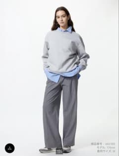 ユニクロ　タックワイドパンツ　丈長めのサムネイル