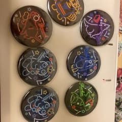 WhiteTails 缶バッジ 7点セットのサムネイル