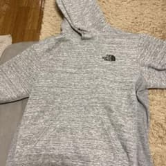 トレーナー、パーカーのサムネイル