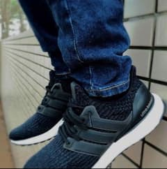 最終値下げ　新品未使用　ULTRA BOOSTのサムネイル
