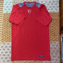 値下げ！アンダーアーマーのトレーニング用Tシャツのサムネイル
