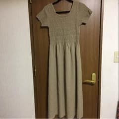 《この春イチオシ!！》キャメル ロングワンピースのサムネイル