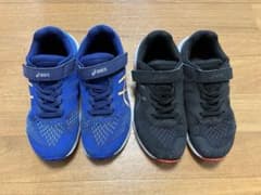 asics アシックス レーザービーム 21.5センチ　22センチ　2足セットのサムネイル