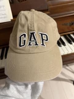 GAP ベースボールキャップ ベージュのサムネイル