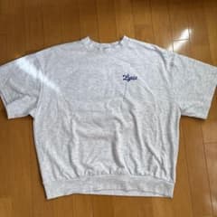 Lyric 半袖Tシャツ グレーのサムネイル